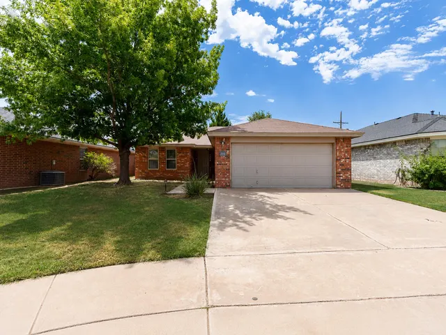Photo 5 — 2009 78th Street, Lubbock, TX 79423