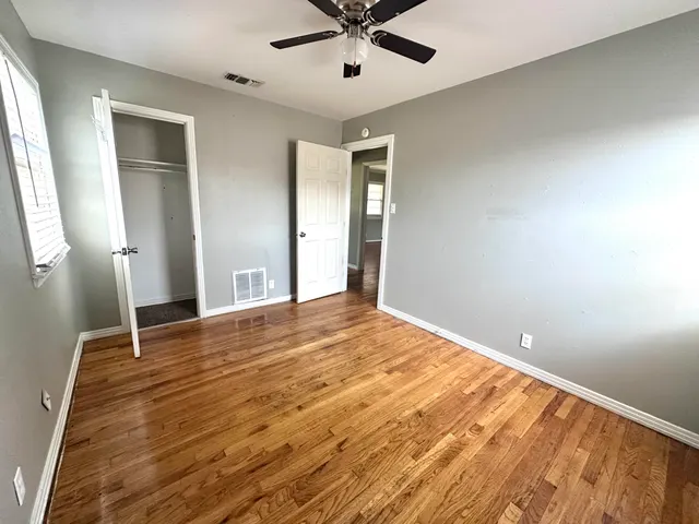 Photo 4 — 6501 Avenue T, Lubbock, TX 79412