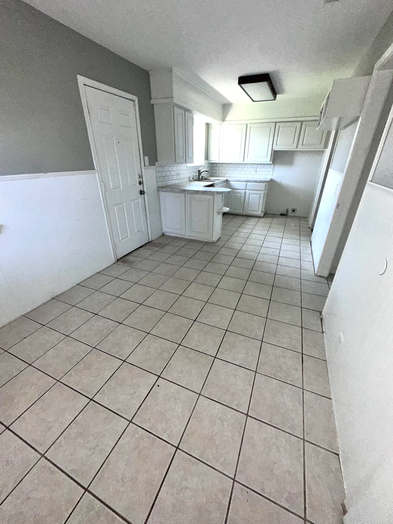 Photo 9 — 6501 Avenue T, Lubbock, TX 79412