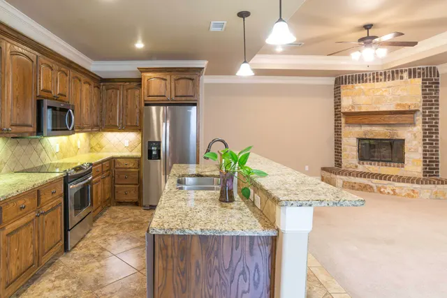 Photo 2 — 4402 108th Street UNIT 8, Lubbock, TX 79424