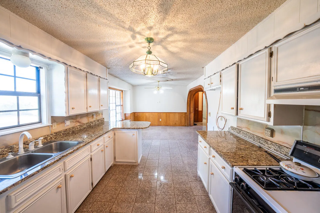 Photo 3 — 2709 Baylor Street, Lubbock, TX 79415