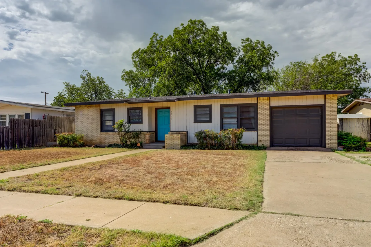 Photo 2 — 4213 38th Street, Lubbock, TX 79413