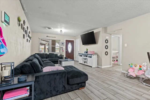 Photo 5 — 404 E 4th Street, Denver City, TX 79323