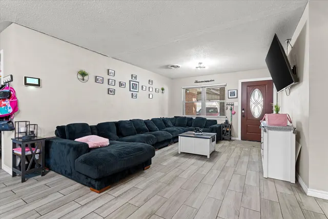 Photo 6 — 404 E 4th Street, Denver City, TX 79323