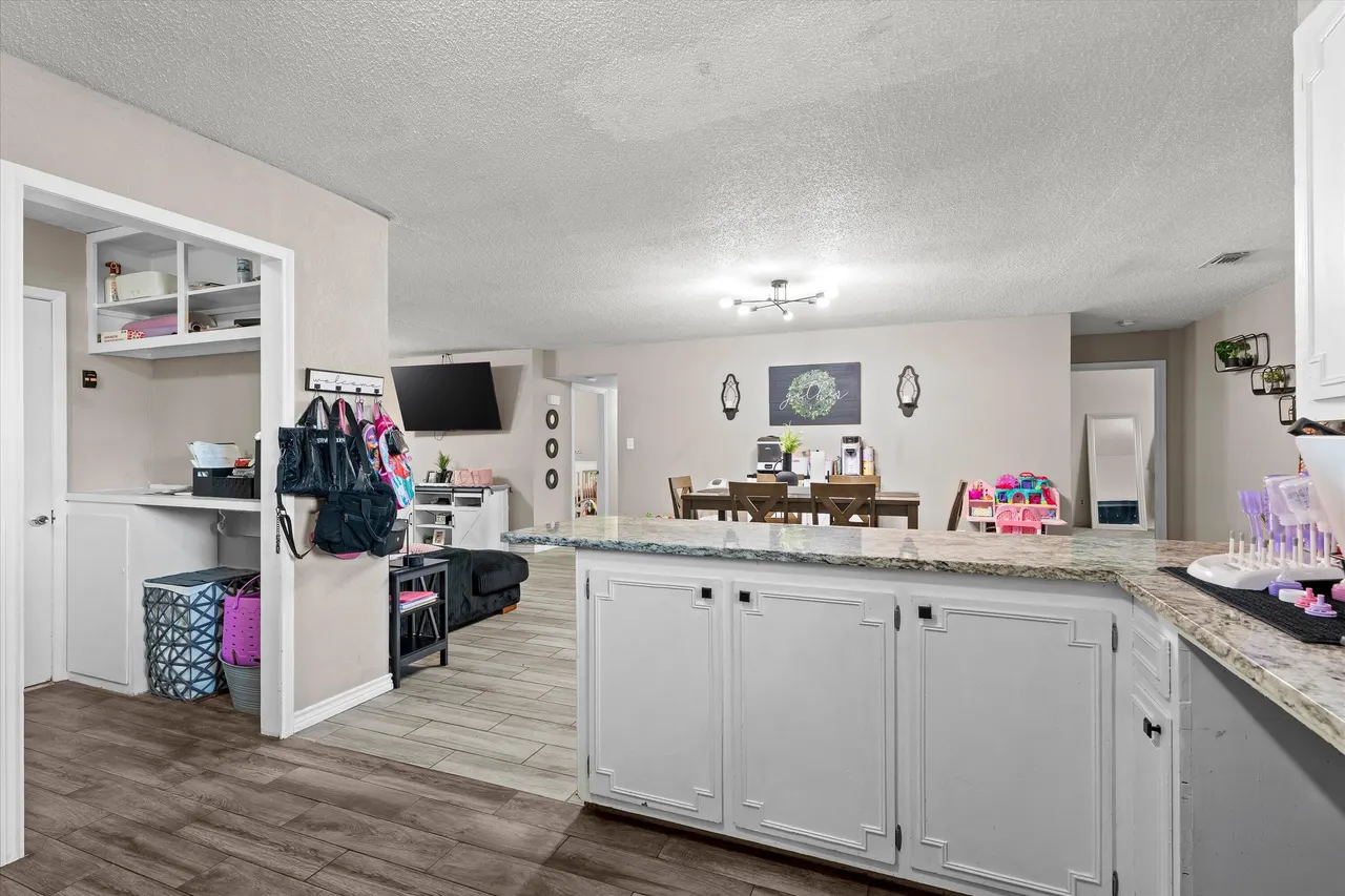 Photo 9 — 404 E 4th Street, Denver City, TX 79323