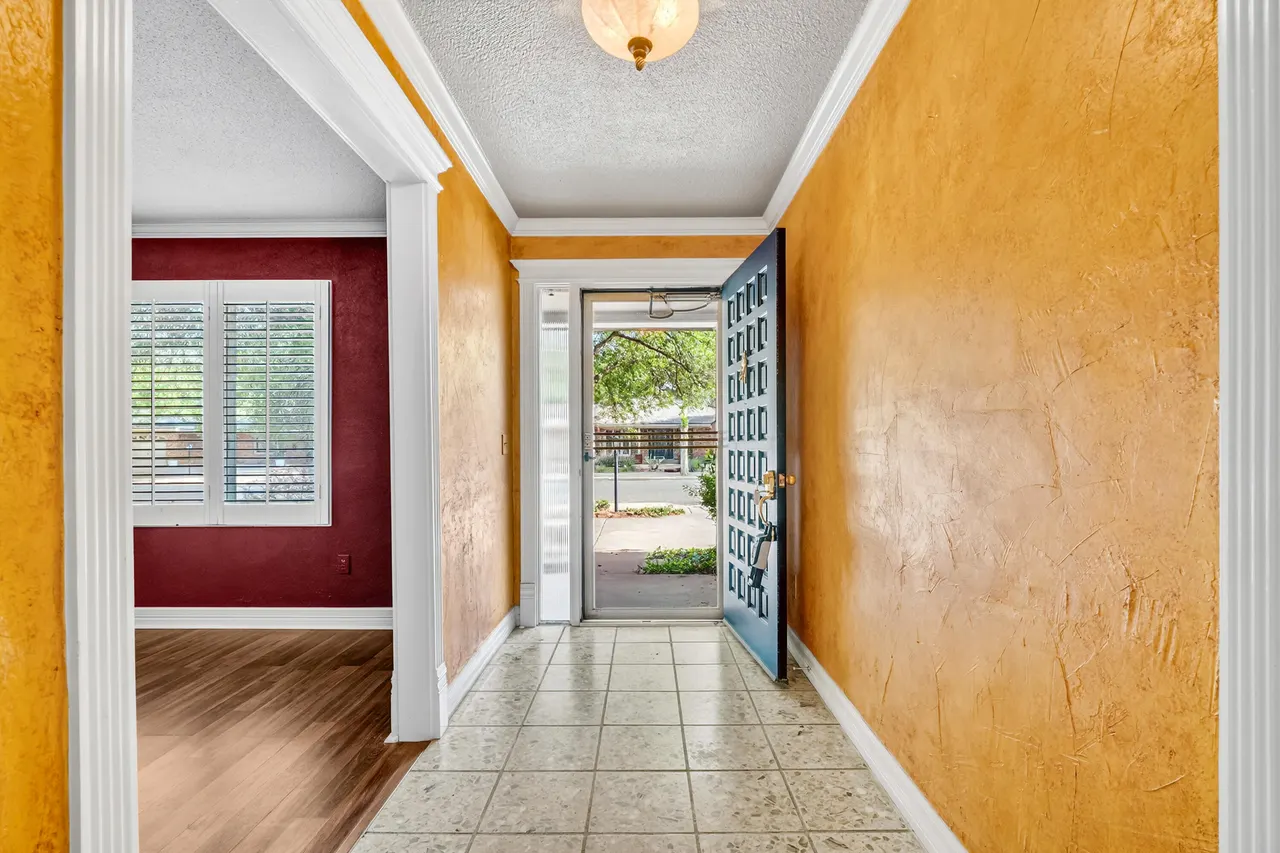 Photo 4 — 4017 69th Street, Lubbock, TX 79413