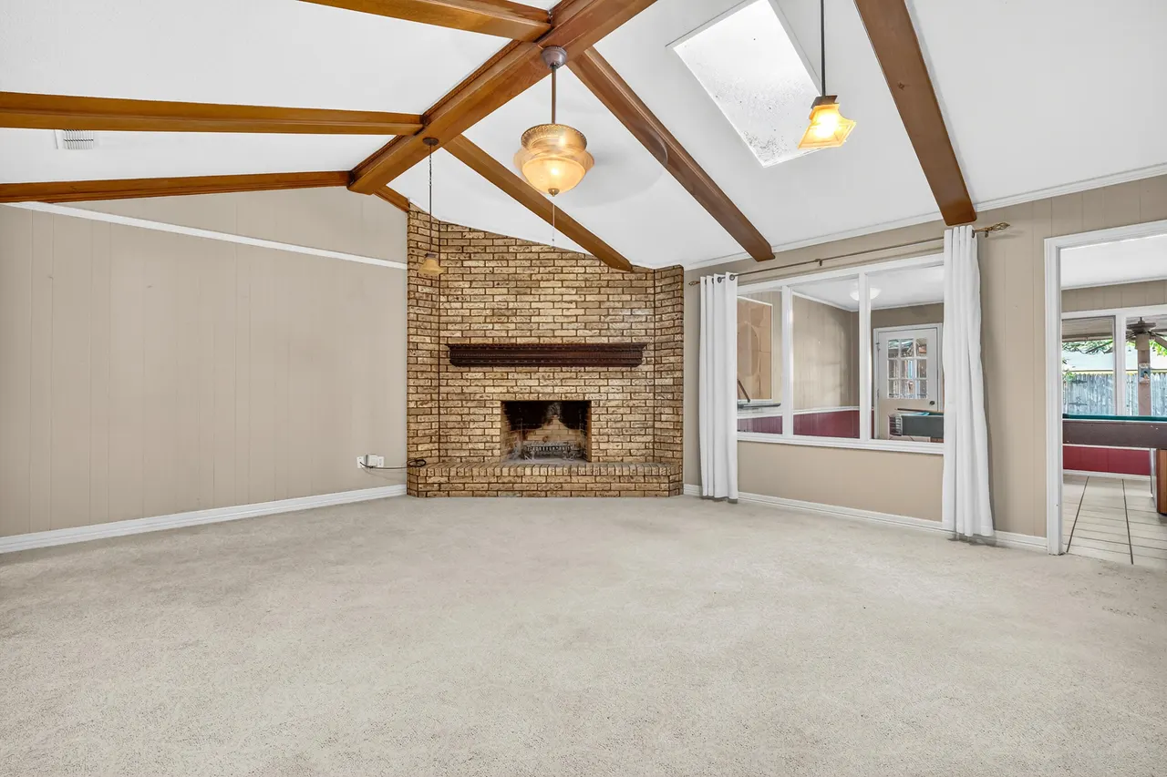 Photo 5 — 4017 69th Street, Lubbock, TX 79413