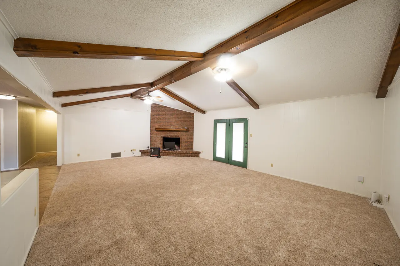 Photo 9 — 3202 69th Street, Lubbock, TX 79413