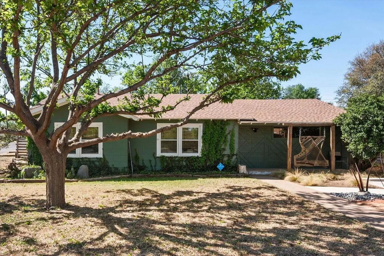 Photo 4 — 4301 41st Street, Lubbock, TX 79413