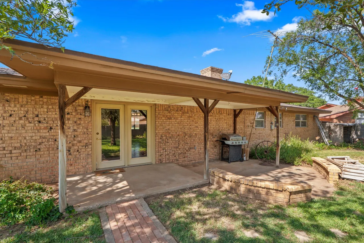 Photo 23 — 206 Redwood Lane, Levelland, TX 79336