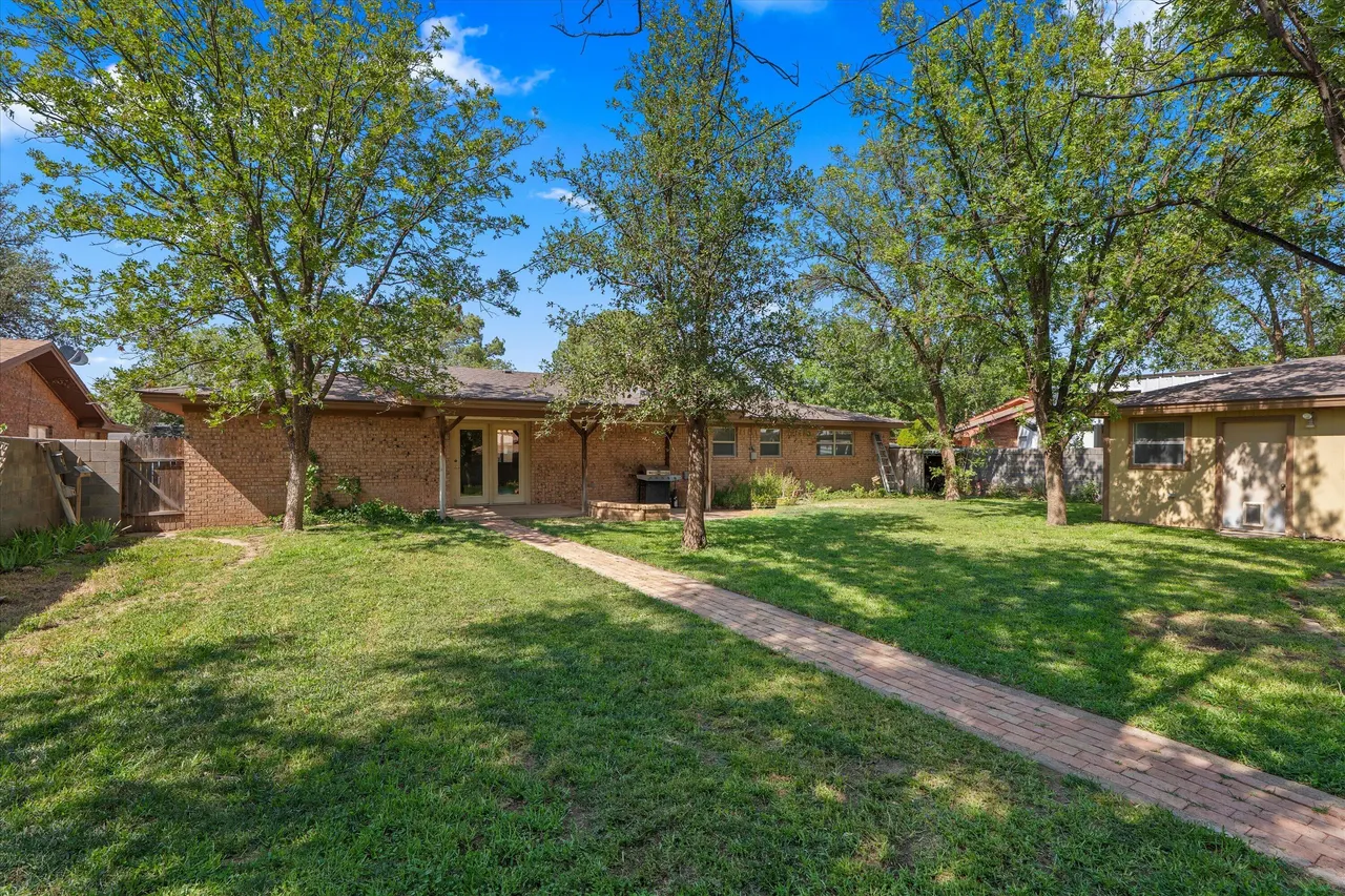Photo 24 — 206 Redwood Lane, Levelland, TX 79336