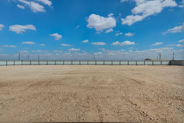 Photo 5 — 11301 County Rd 2470, Lubbock, TX 79404