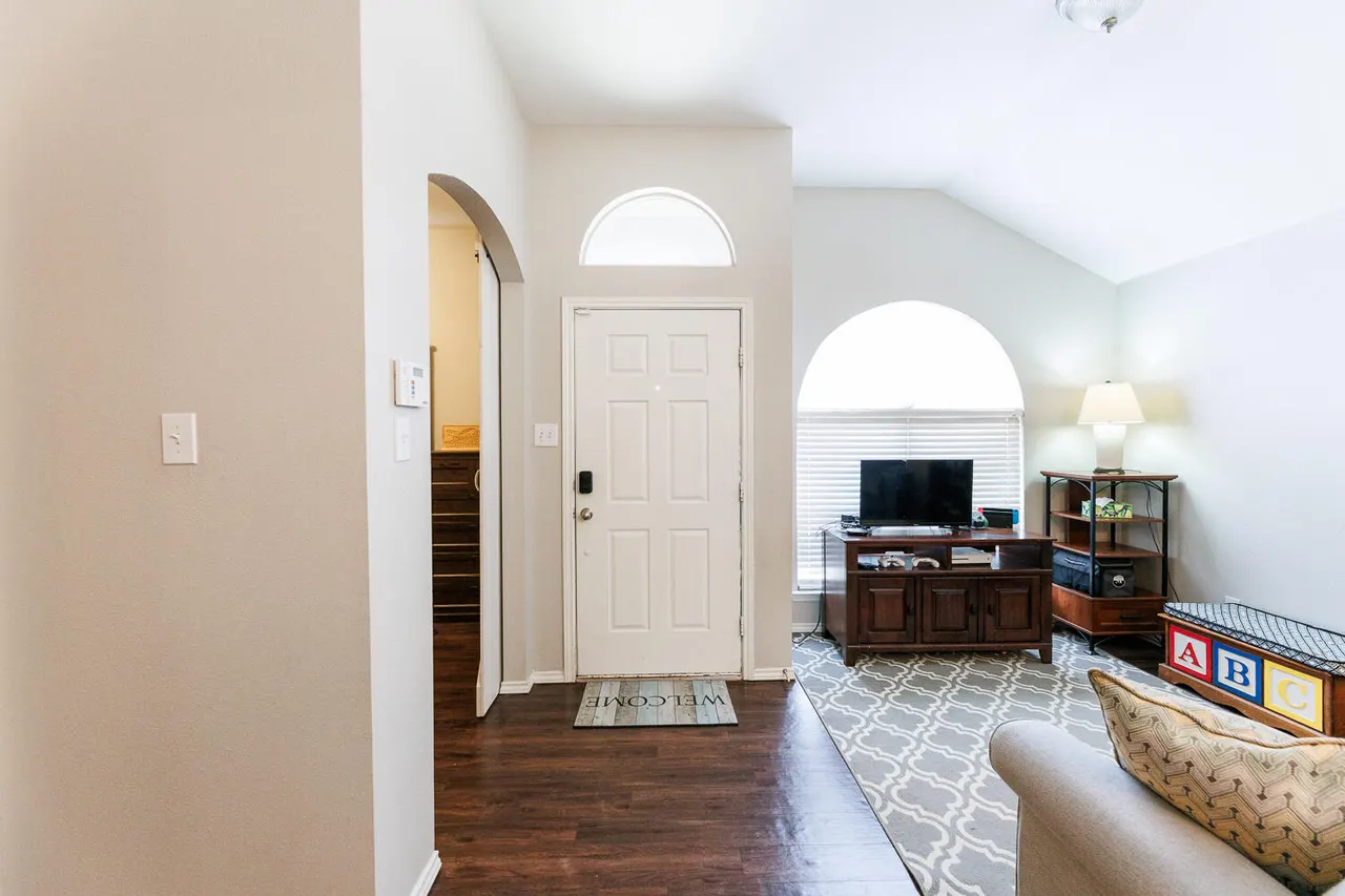 Photo 3 — 5213 Itasca Street, Lubbock, TX 79416