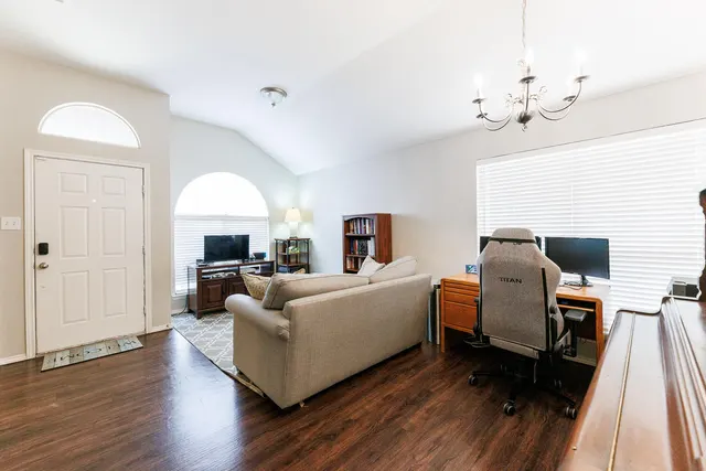 Photo 7 — 5213 Itasca Street, Lubbock, TX 79416