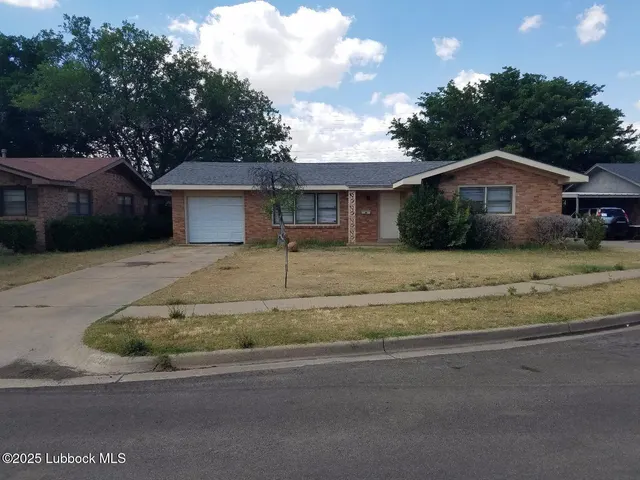 Front exterior — 5204 14th Street, Lubbock, TX 79416