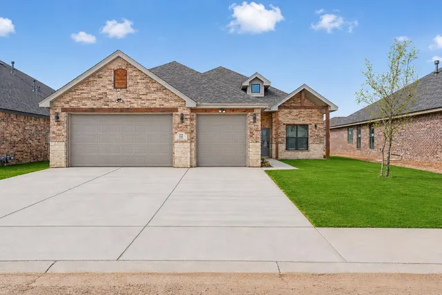 Front exterior — 1112 N 6th Street, Wolfforth, TX 79382