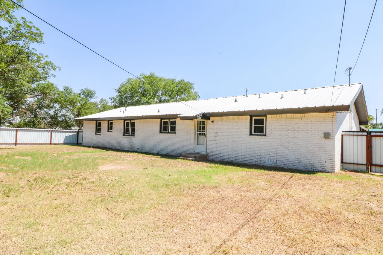 Photo 27 — 1201 W 2nd Street, Littlefield, TX 79339