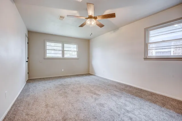Photo 4 — 2101 64th Street, Lubbock, TX 79412