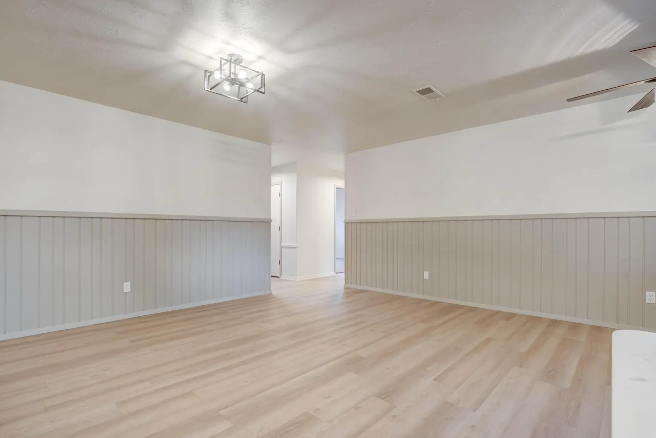Photo 16 — 2101 64th Street, Lubbock, TX 79412