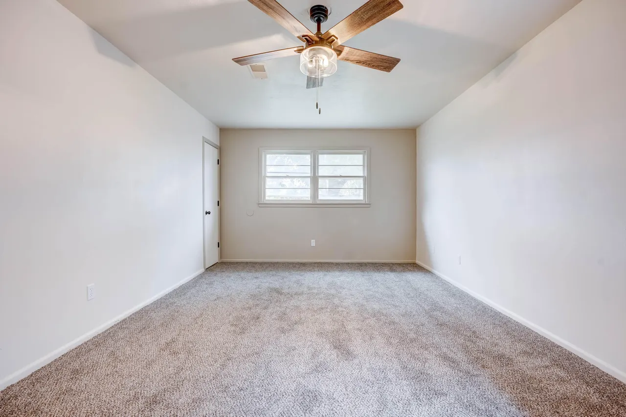Photo 19 — 2101 64th Street, Lubbock, TX 79412