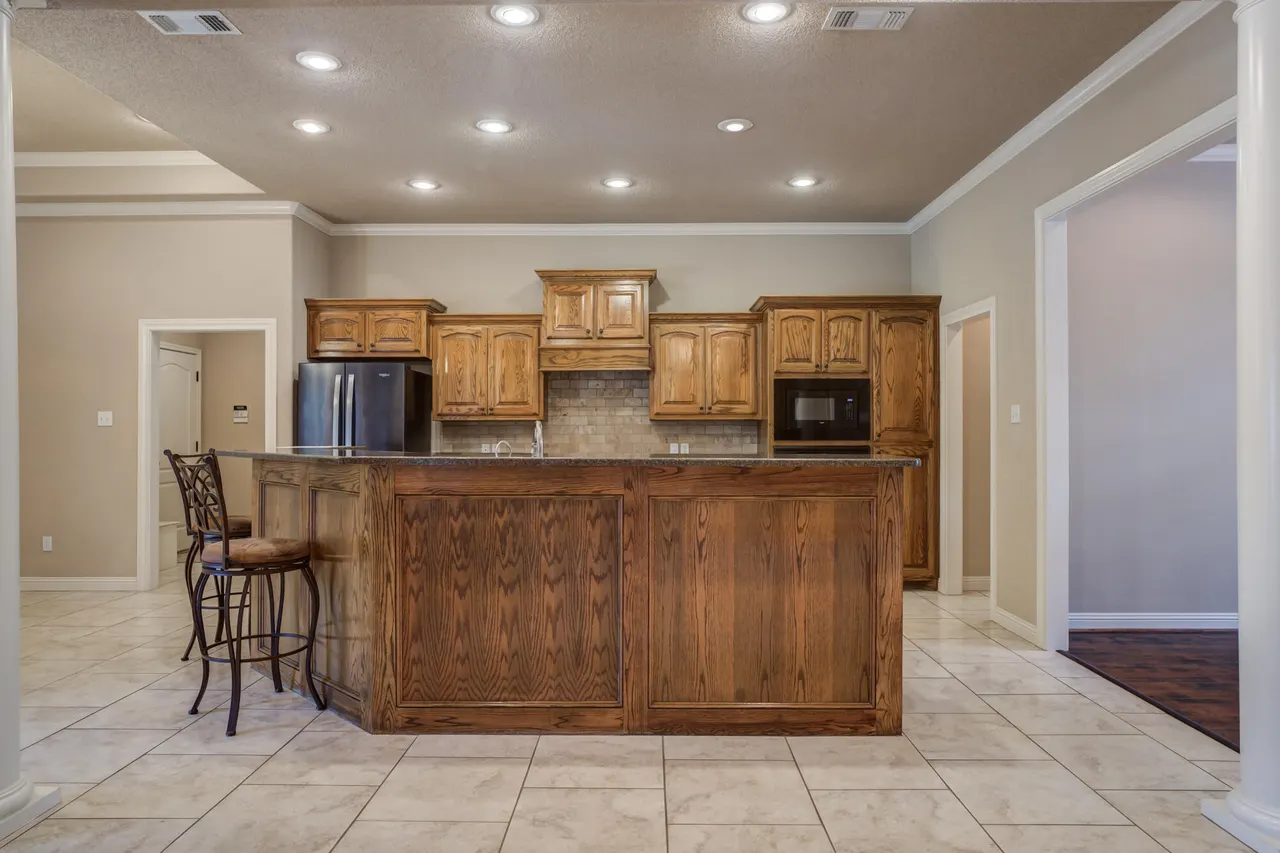 Photo 3 — 6001 84th Street, Lubbock, TX 79424