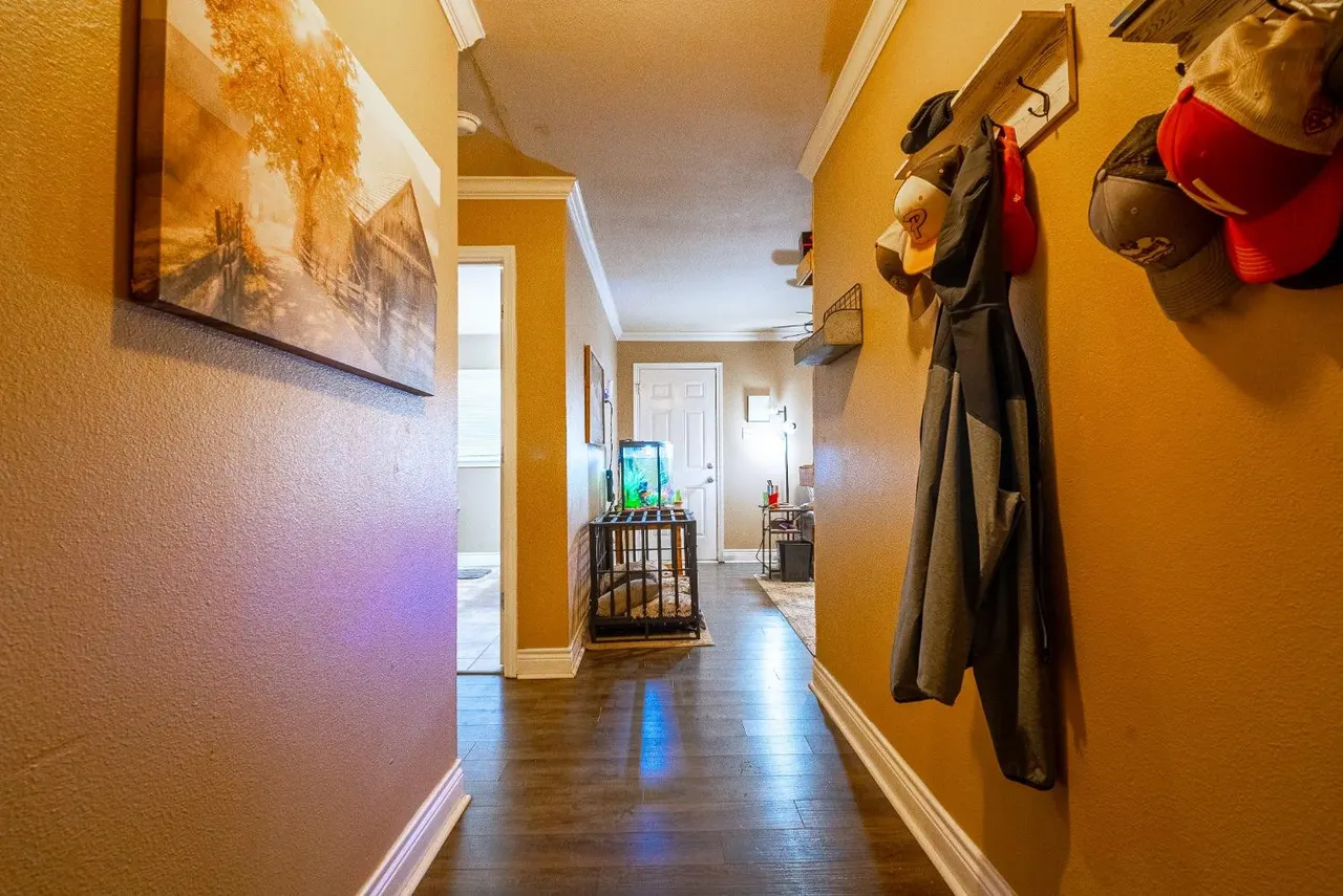Photo 2 — 1521 E 1st Street, Petersburg, TX 79250