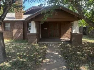 Front exterior — 1512 W 11th Street, Plainview, TX 79072