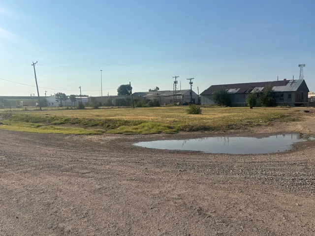 Photo 2 — 701 Avenue F, Lubbock, TX 79401