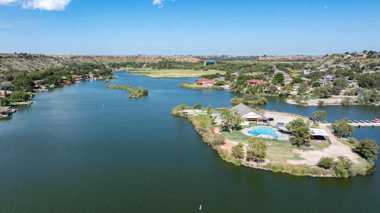 Photo 5 — 26 Highland Drive, Ransom Canyon, TX 79366