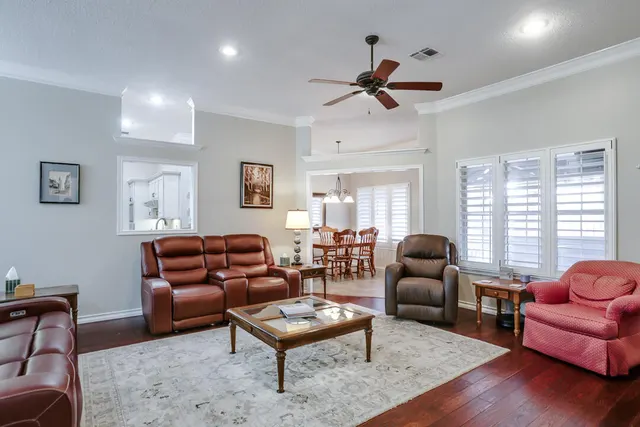 Photo 2 — 8212 Dover Avenue, Lubbock, TX 79424