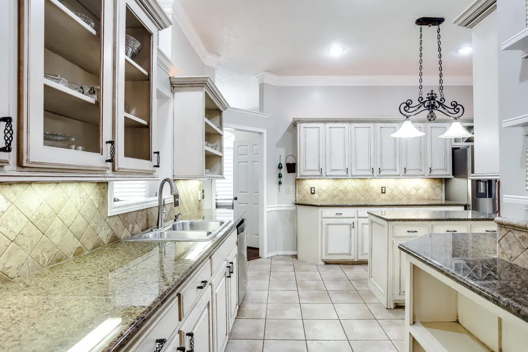 Photo 7 — 8212 Dover Avenue, Lubbock, TX 79424