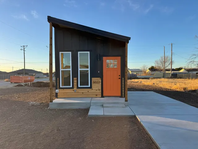 Photo 2 — 3022 E 2nd Place, Lubbock, TX 79403