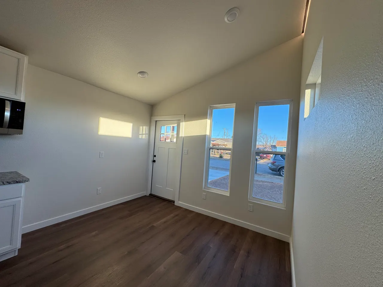 Photo 6 — 3022 E 2nd Place, Lubbock, TX 79403