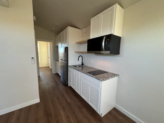 Photo 7 — 3022 E 2nd Place, Lubbock, TX 79403