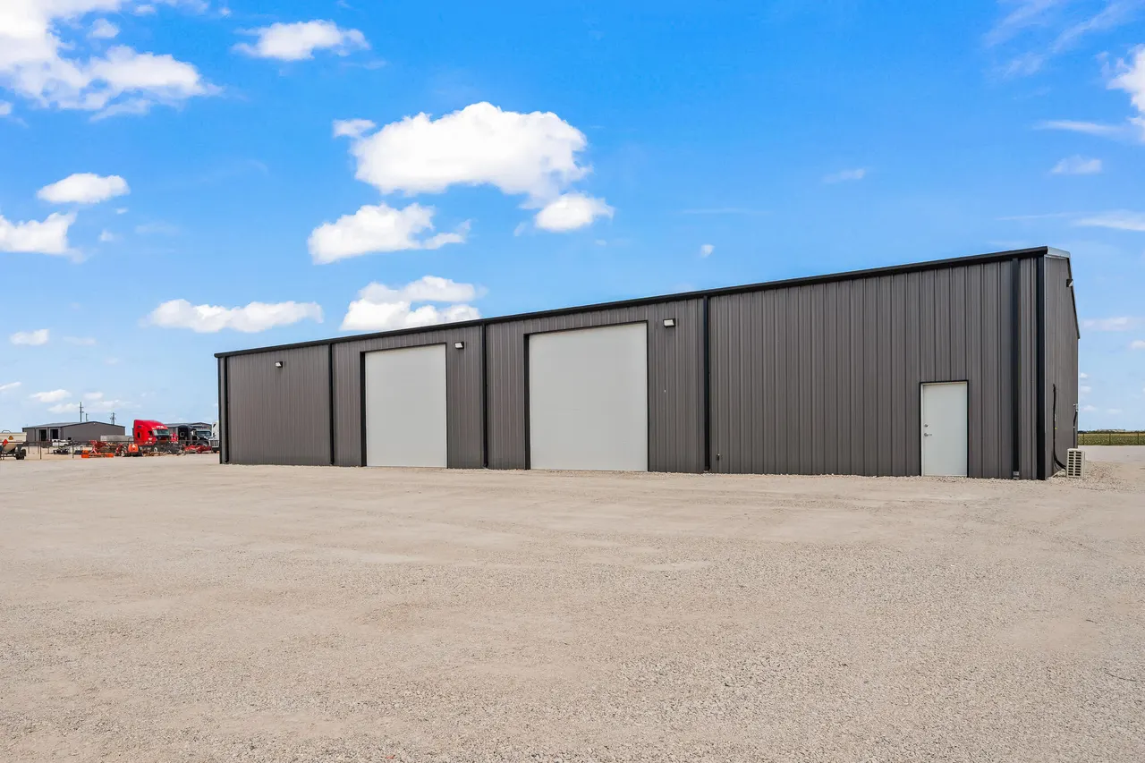 Photo 4 — 6322 Farm To Market Road 2641, Shallowater, TX 79363