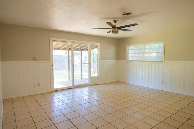 Photo 3 — 5413 32nd Street, Lubbock, TX 79407