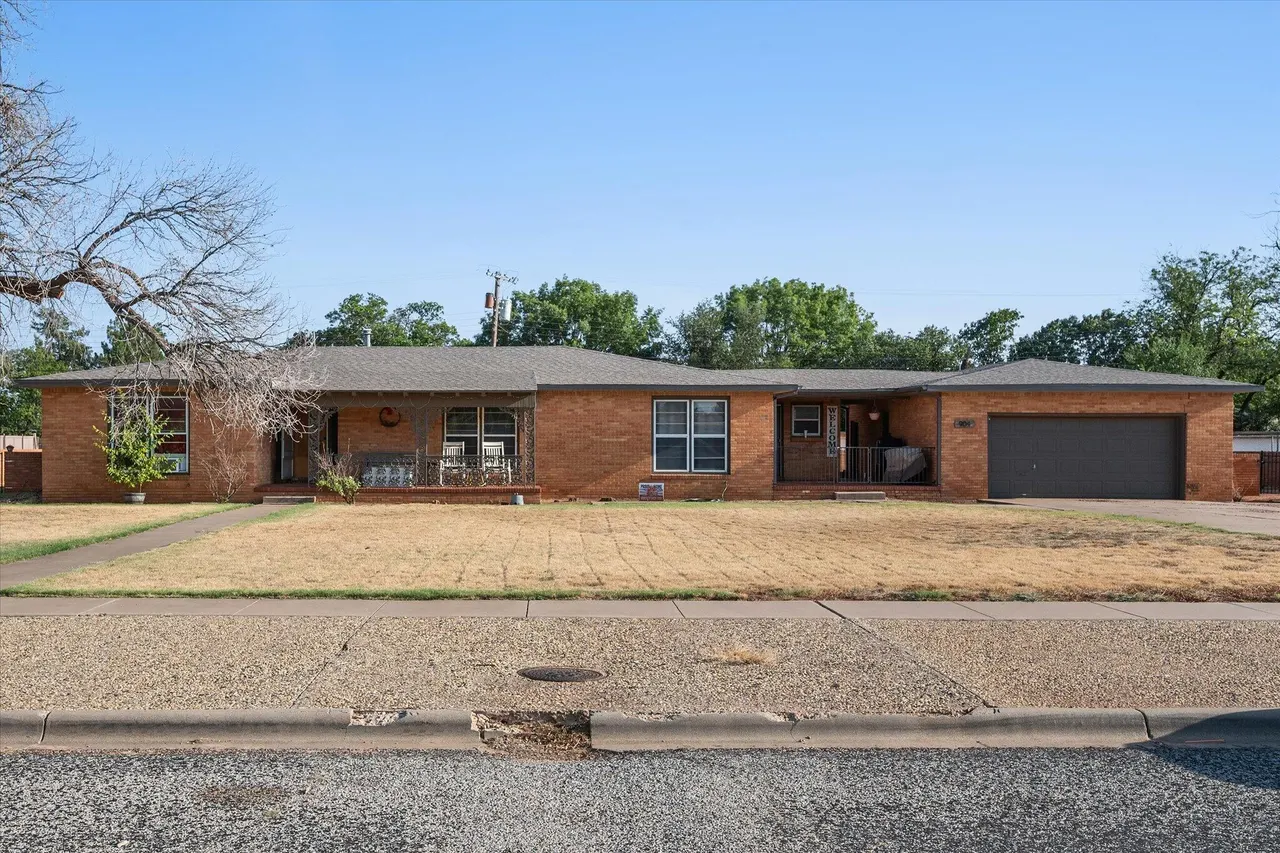 Photo 29 — 904 E Cardwell Street, Brownfield, TX 79316