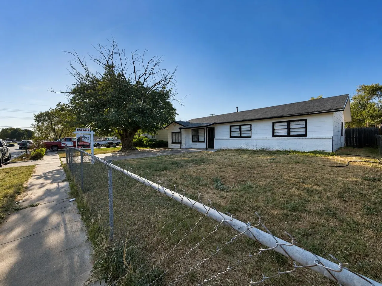 Photo 2 — 3305 E Colgate Street, Lubbock, TX 79403