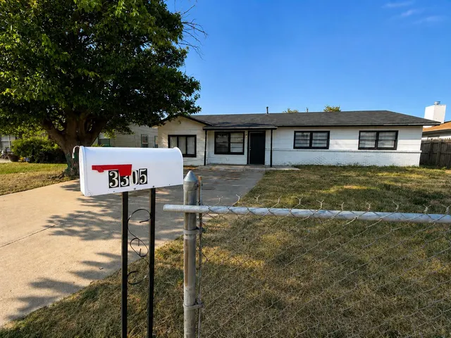 Photo 3 — 3305 E Colgate Street, Lubbock, TX 79403