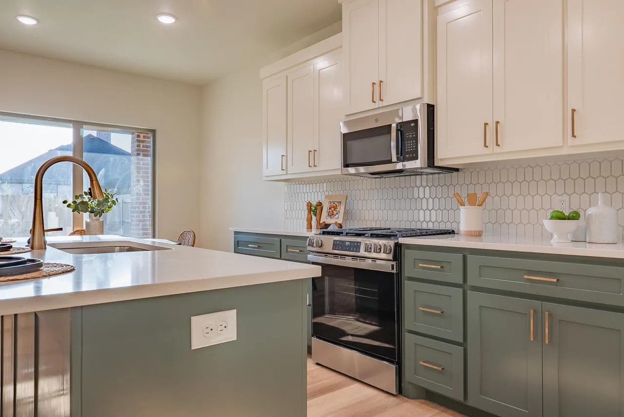Photo 12 — 1411 Farmhouse Avenue, Wolfforth, TX 79382