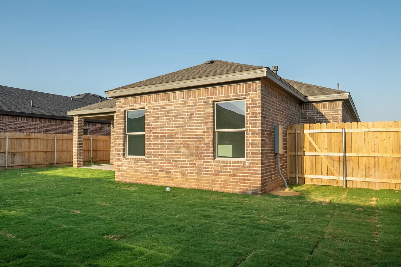 Photo 32 — 1411 Farmhouse Avenue, Wolfforth, TX 79382
