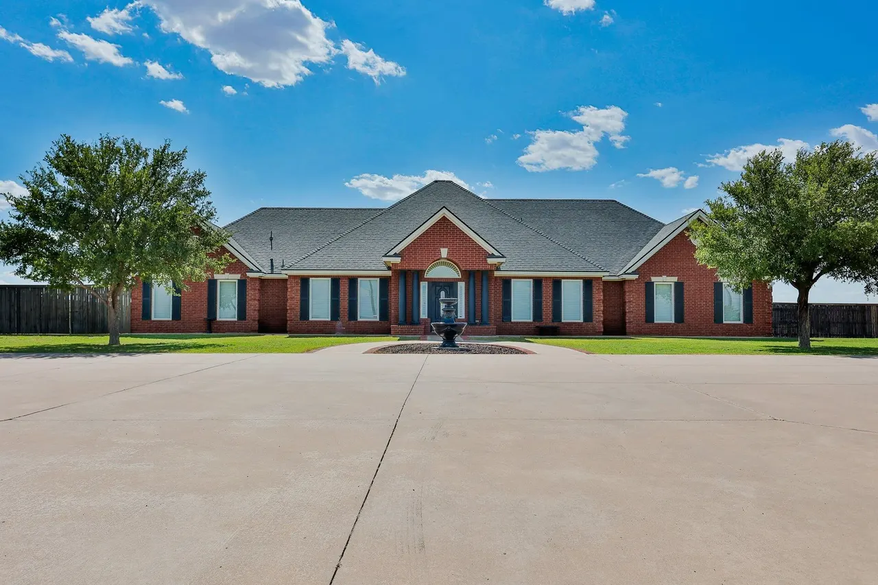 Photo 3 — 6013 N F M 2528, Lubbock, TX 79415