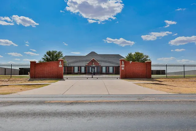 Photo 5 — 6013 N F M 2528, Lubbock, TX 79415