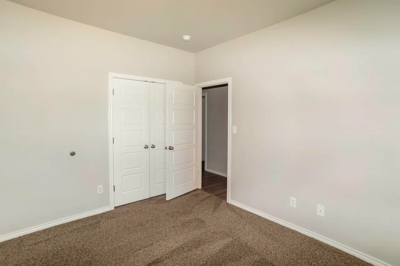 Photo 13 — 7012 12th Street, Lubbock, TX 79416