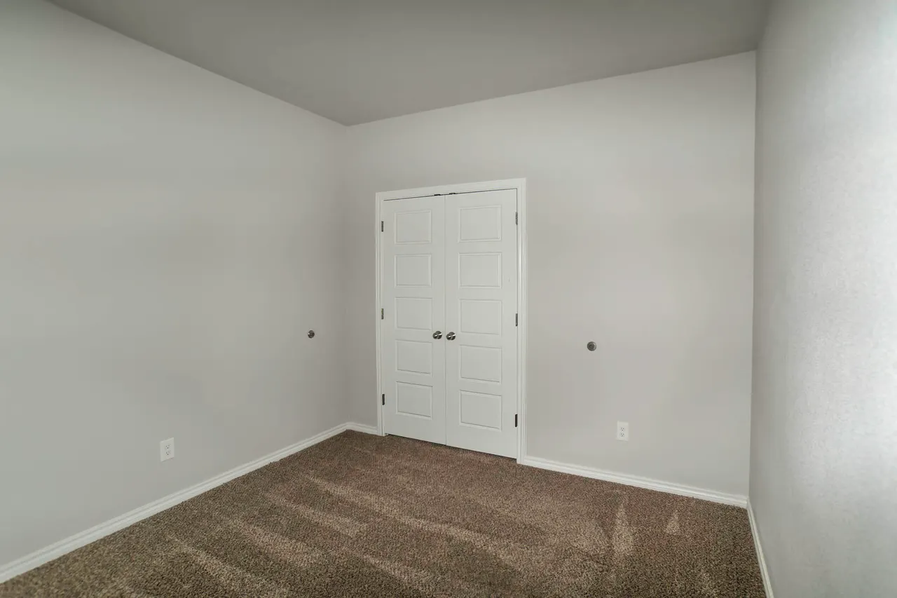 Photo 14 — 7012 12th Street, Lubbock, TX 79416