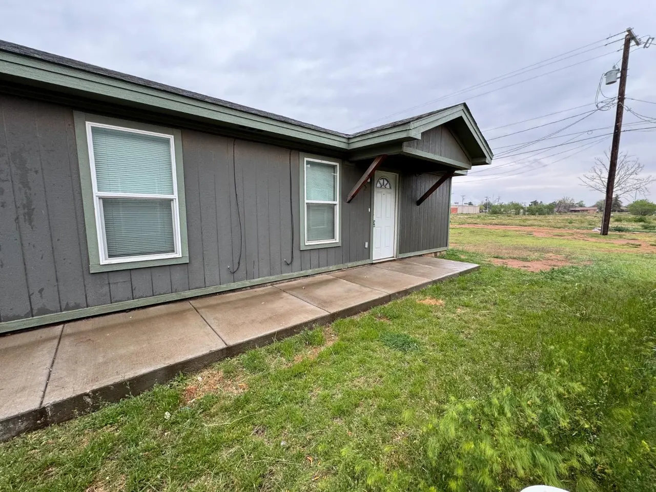 Front exterior — 2813 E 2nd Street 1, Lubbock, TX 79403