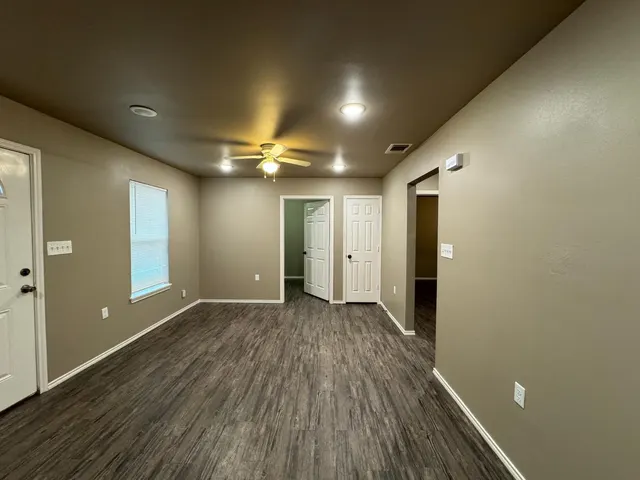 Photo 3 — 2813 E 2nd Street 1, Lubbock, TX 79403