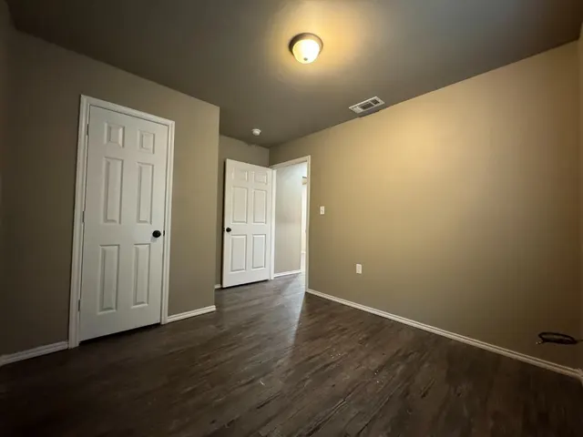 Photo 5 — 2813 E 2nd Street 1, Lubbock, TX 79403