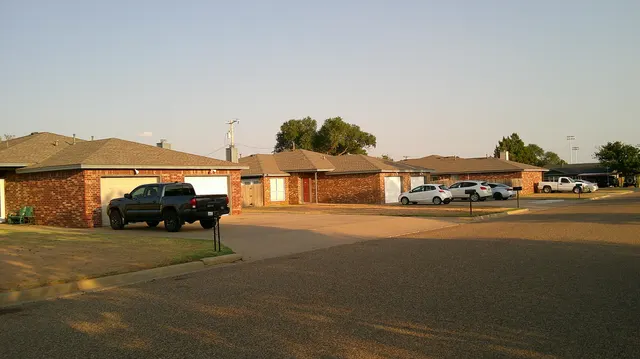 Photo 7 — 1304 Avenue F Avenue, Shallowater, TX 79363