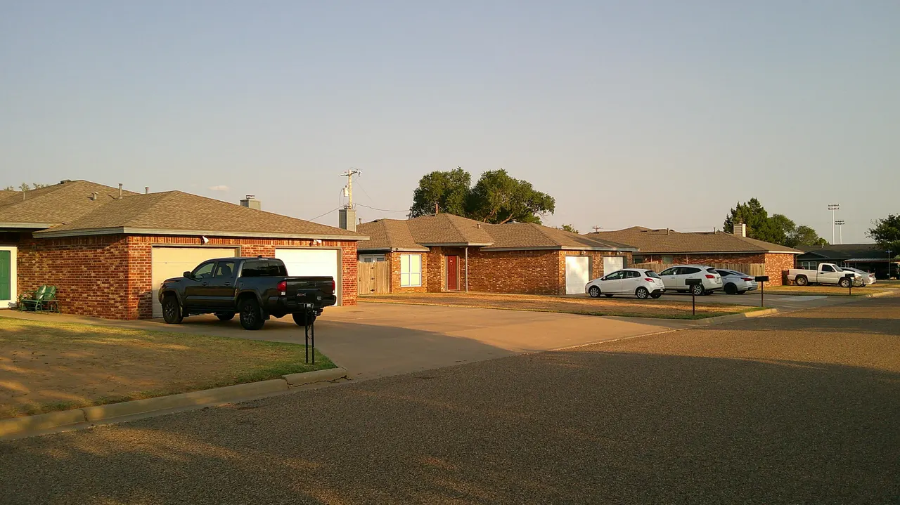 Photo 13 — 1304 Avenue F Avenue, Shallowater, TX 79363